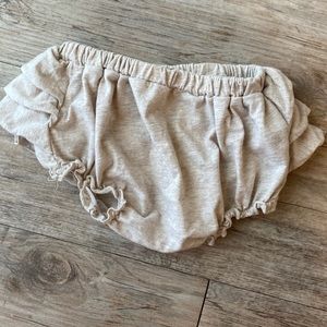 MilkBarn Ruffle Bloomers